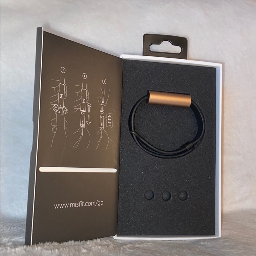 Rose Gold Misfit Ray - Fitness and Sleep Tracker